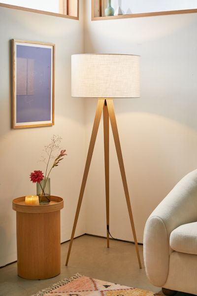 Luma Tripod Floor Lamp