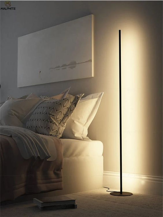 Linea Floor Lamp
