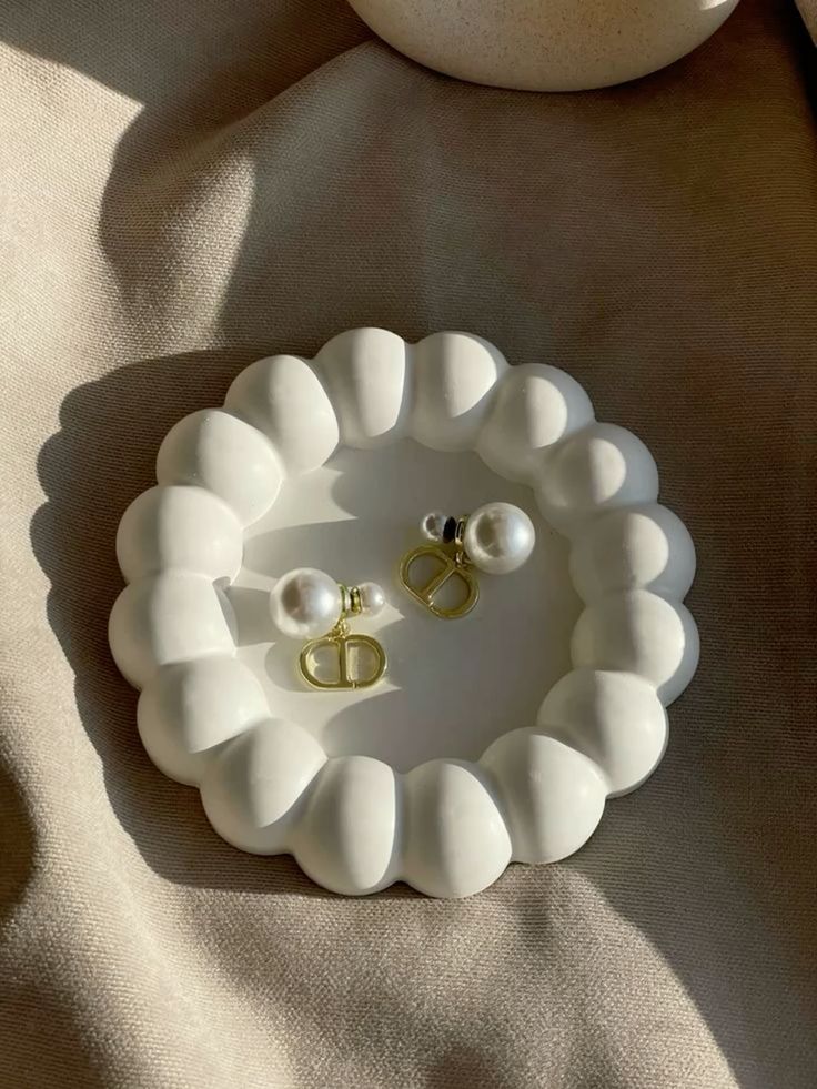 Elegant Ceramic Tray Dish