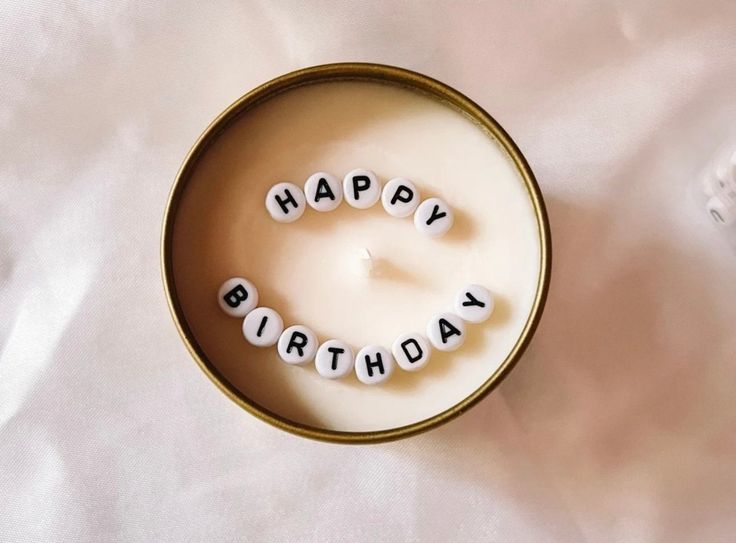 Revealing Scented Candle