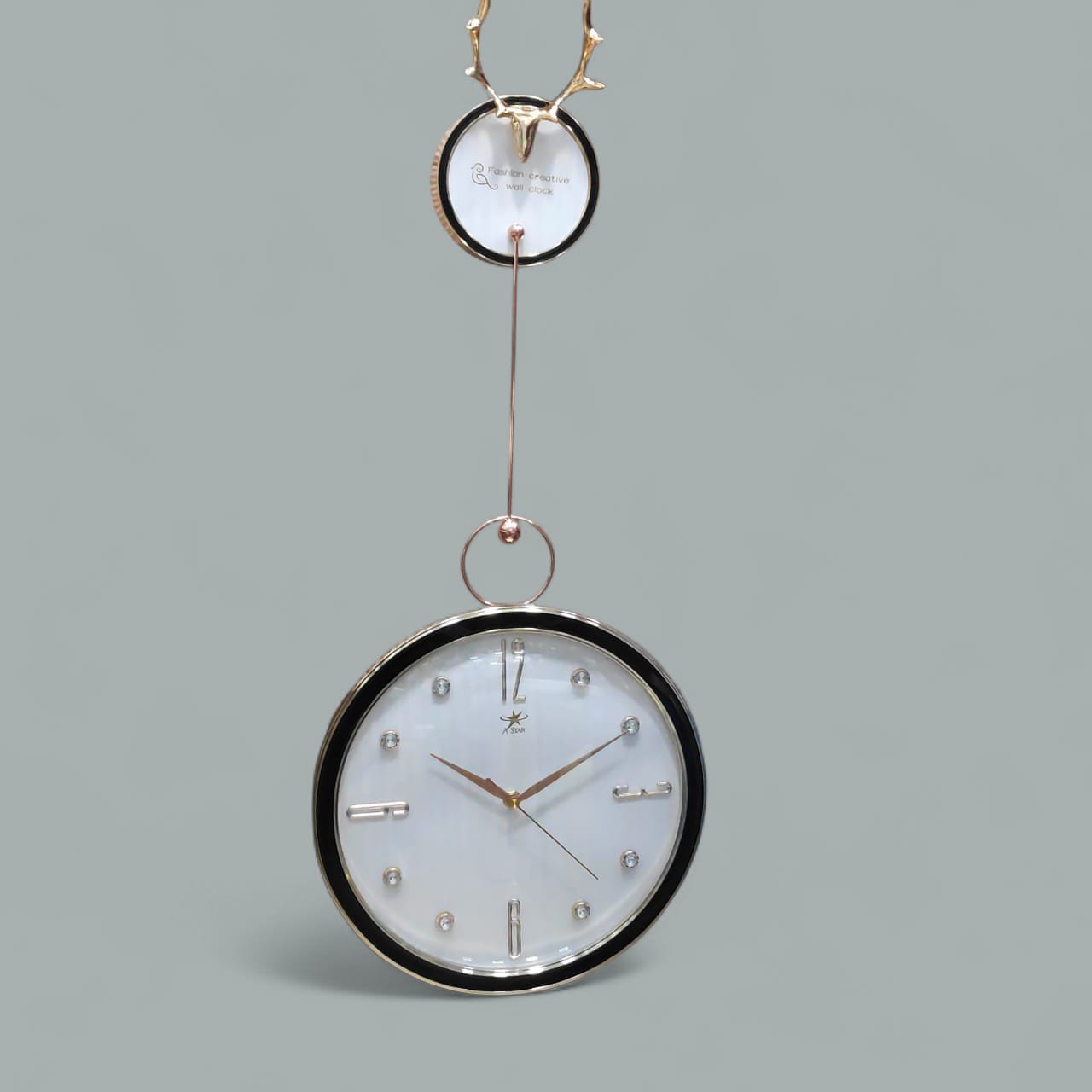 Elegant Antler-Inspired Hanging Wall Clock