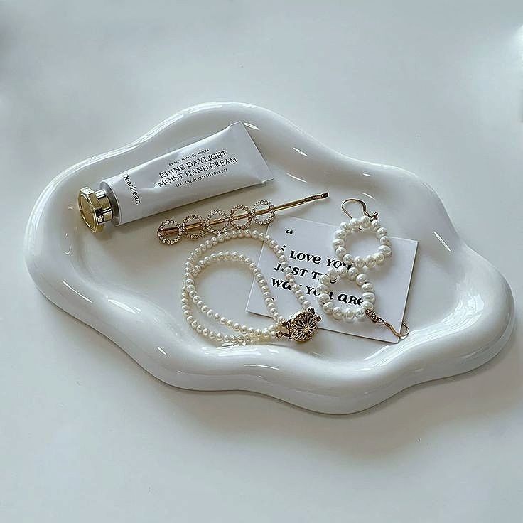 Elegant Ceramic Tray Dish